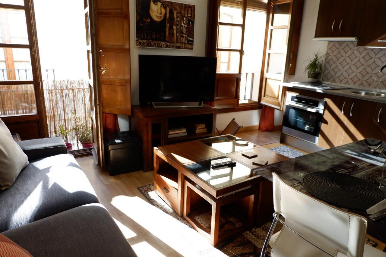 Atico En El Centro Historico Con Terraza Apartment Малага Екстериор снимка